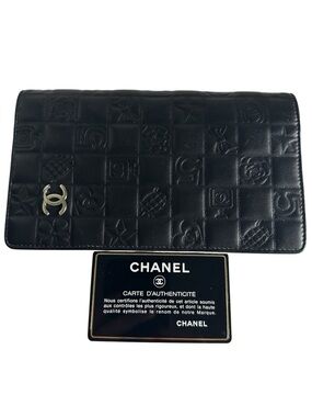 ✨ RARE Vintage CHANEL “Lucky Charms” Long Wallet with Baby Blue Interior ✨